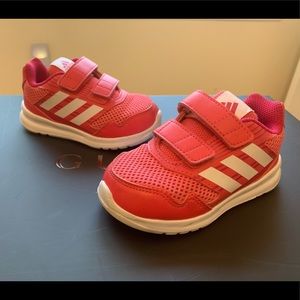 Kids Adidas Sneakers Sz 7K